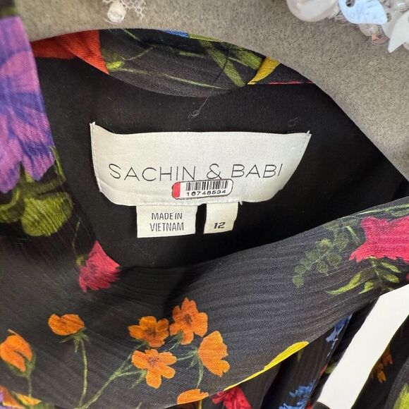 Sachin & Babi Black Kayla Gown 💚 - Picture 10 of 17